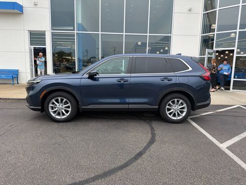 Used 2024 Honda CR-V EX-L image 16