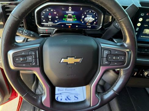 Used 2022 Chevrolet Silverado 1500 LT AWD/4WD image 21