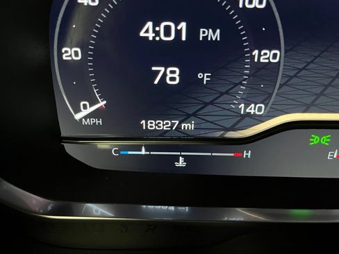 Used 2024 GMC Yukon SLE AWD/4WD image 28