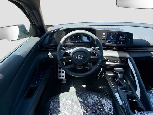 New 2026 Hyundai Elantra Sport FWD image 19