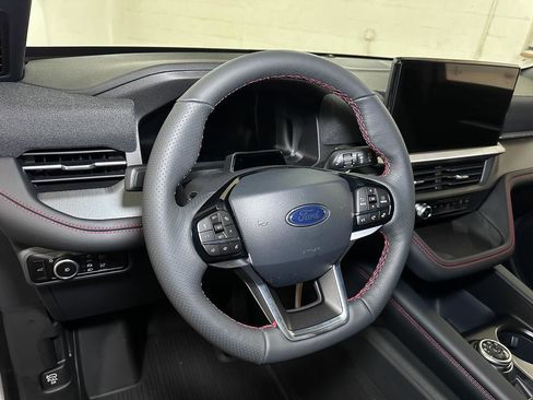 New 2026 Ford Explorer ST-Line w/ ST-Line Street Pack image 23