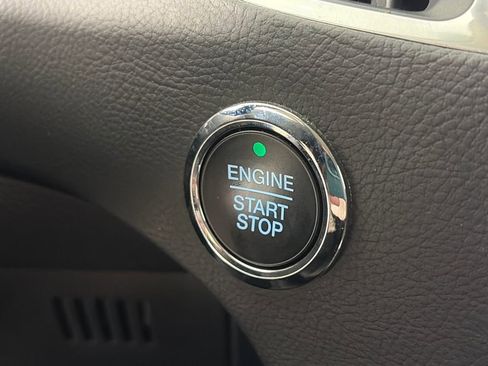 Certified 2024 Ford Edge Titanium image 23