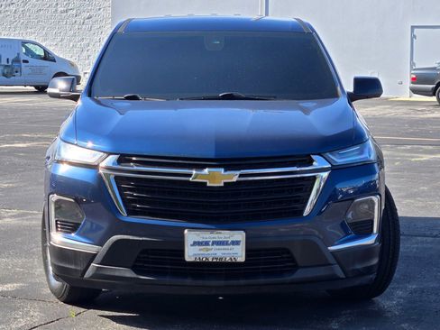 Certified 2022 Chevrolet Traverse LS FWD image 4