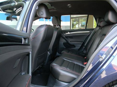 Used 2016 Volkswagen GTI Autobahn w/ Lighting Package (SEL) FWD image 12