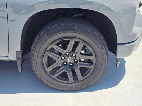 Used 2024 Chevrolet Silverado 1500 Custom w/ LPO, Dark Essentials Package RWD image 9