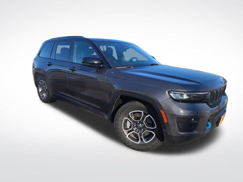 Used 2023 Jeep Grand Cherokee Trailhawk w/ Advanced Protech Group II image 8