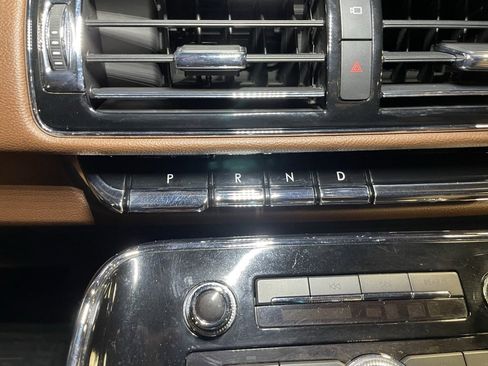 Used 2022 Lincoln Navigator Reserve image 25