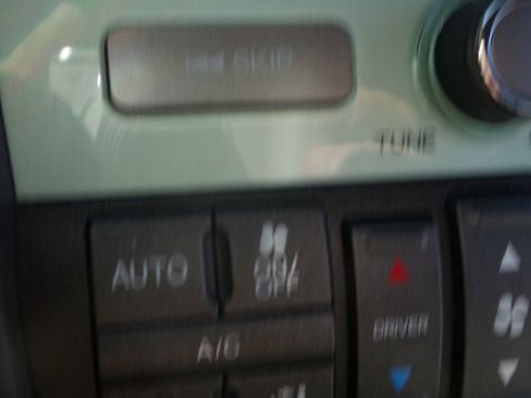 Used 2010 Honda Pilot Touring image 55