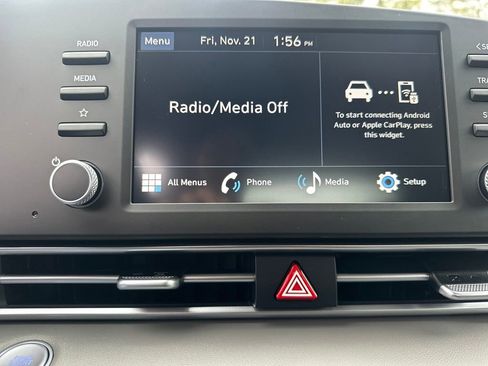 New 2026 Hyundai Elantra Sport image 17