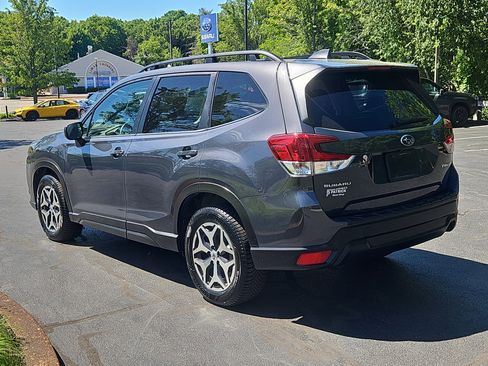 Certified 2023 Subaru Forester Premium AWD/4WD image 6