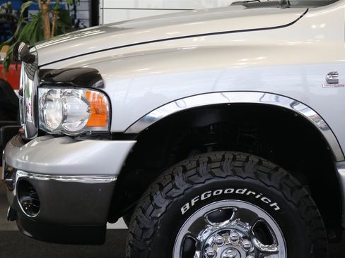 Used 2004 Dodge Ram 2500 Truck SLT w/ Trailer Tow Group AWD/4WD image 11