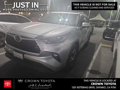 Used 2022 Toyota Highlander XLE