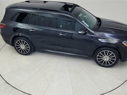 Used 2025 Mercedes-Benz GLS 450 4MATIC image 82