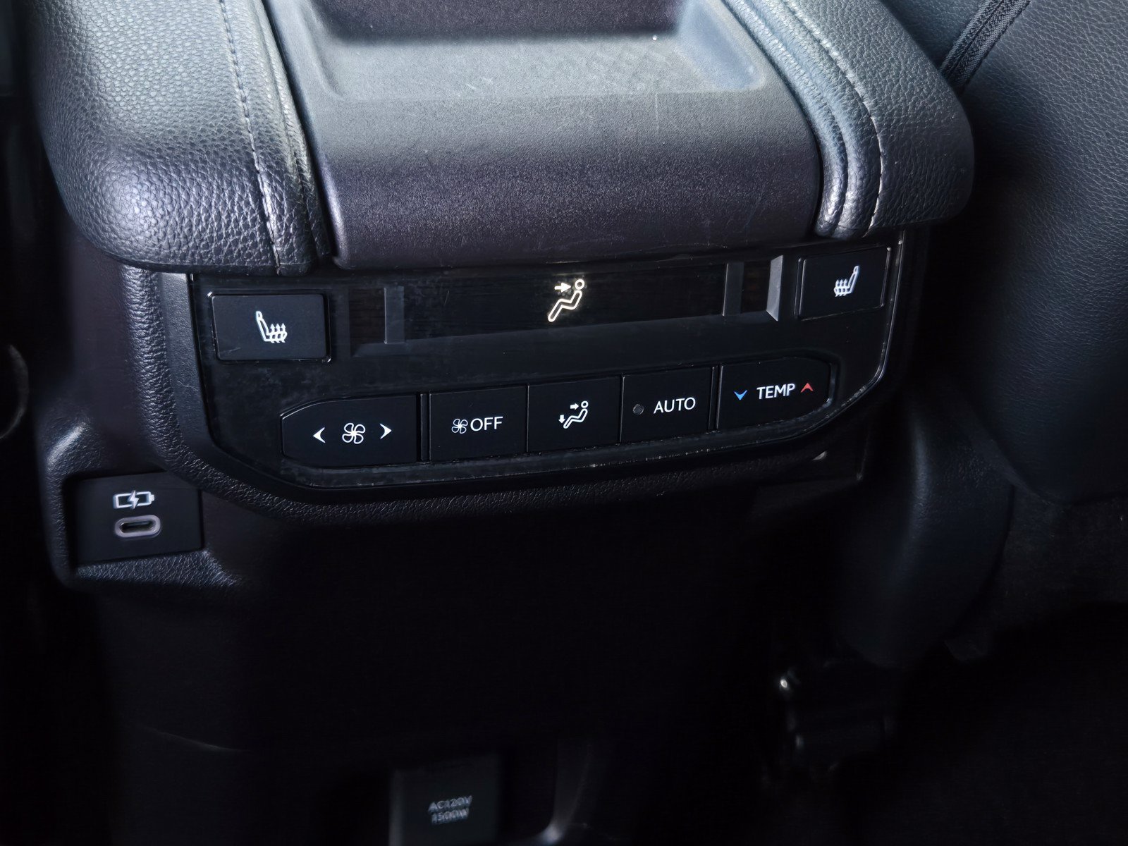 Certified 2025 Toyota Grand Highlander AWD Hybrid image 17