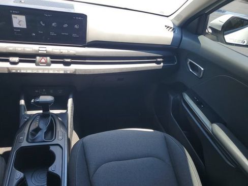Used 2025 Kia K4 FWD image 15