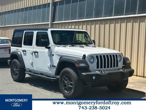 Used 2024 Jeep Wrangler Unlimited Sport AWD/4WD image 1