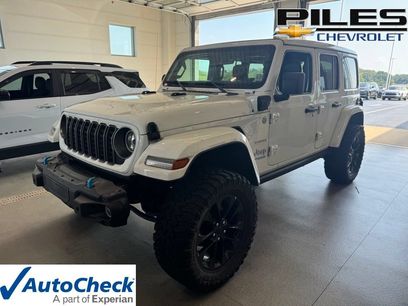 Used 2022 Jeep Wrangler Unlimited Sahara w/ Cold Weather Group