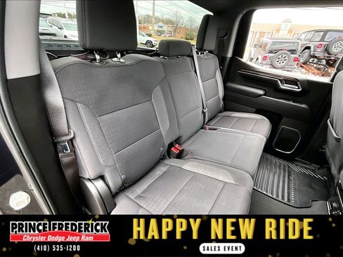 Used 2023 Chevrolet Silverado 1500 LT image 22