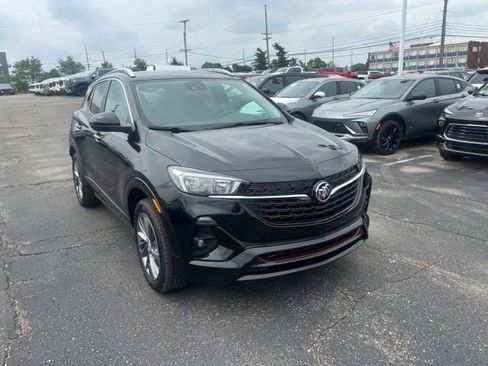 Used 2023 Buick Encore GX Select w/ Sport Touring Package AWD/4WD image 3