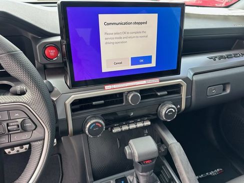 Used 2026 Toyota Tacoma TRD Sport RWD image 15