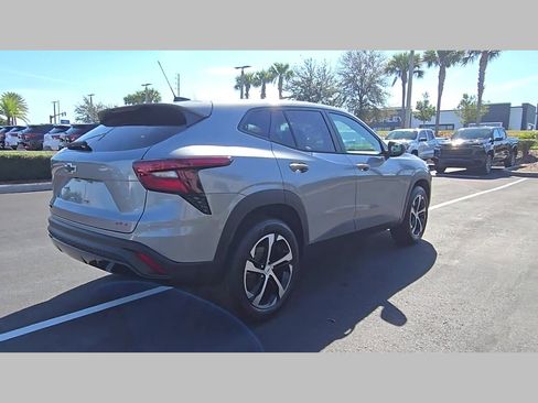 New 2026 Chevrolet Trax RS w/ Driver Confidence Package image 19