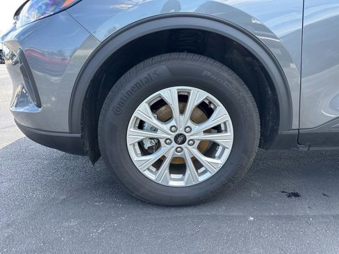 Used 2025 Ford Escape Active AWD/4WD image 16