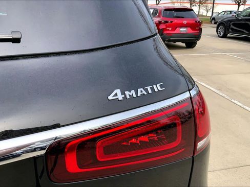 Used 2022 Mercedes-Benz GLS 450 4MATIC image 10