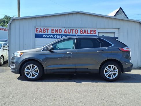 Used 2019 Ford Edge SEL w/ Equipment Group 201A AWD/4WD image 2