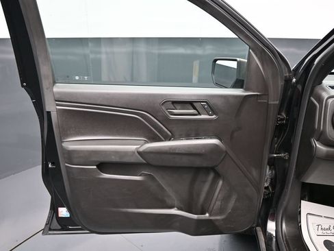 Used 2023 Chevrolet Colorado W/T RWD image 10