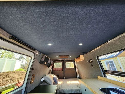 Used 2006 Dodge Sprinter 2500 w/ PWR Convenience Group RWD image 38