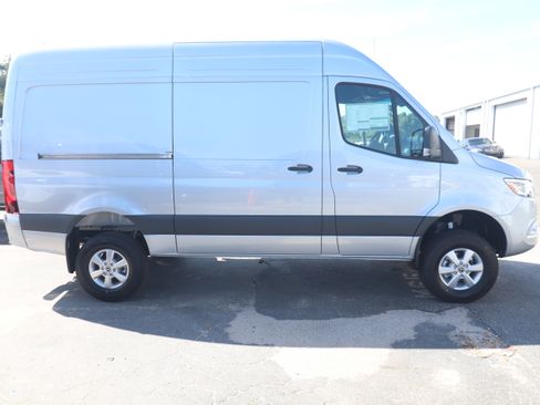 New 2026 Mercedes-Benz Sprinter 2500 image 3