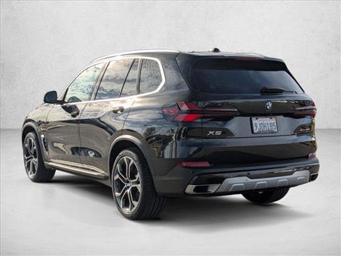 Certified 2024 BMW X5 sDrive40i image 8