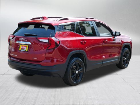 Used 2024 GMC Terrain SLE w/ Driver Convenience Package AWD/4WD image 7
