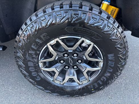 New 2026 Chevrolet Colorado ZR2 w/ Technology Package image 10