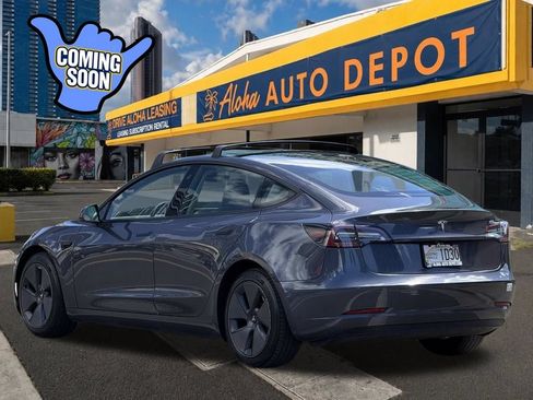 Used 2023 Tesla Model 3 Standard Range RWD image 3