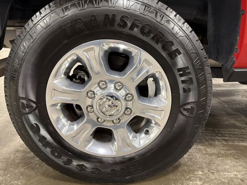 Used 2024 RAM 2500 Big Horn w/ Sport Appearance Package image 24