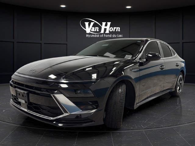 Used 2025 Hyundai Sonata SEL FWD image 3