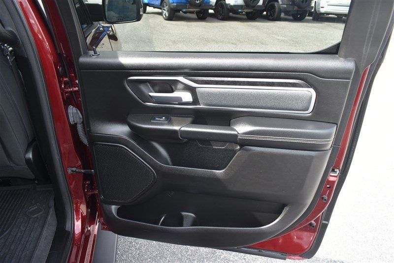 Used 2022 RAM 1500 Big Horn AWD/4WD image 31