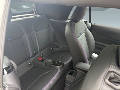 New 2025 MINI Cooper S image 24