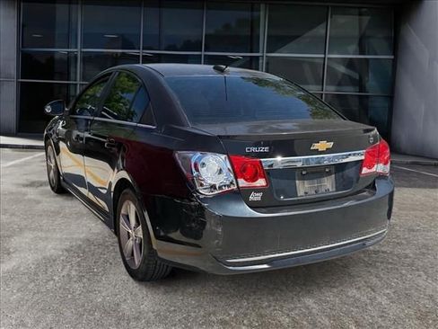 Used 2015 Chevrolet Cruze LT w/ RS Package FWD image 3