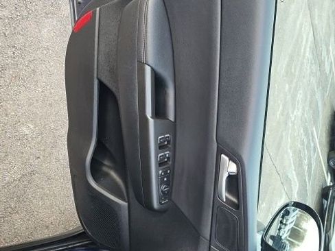 Used 2022 Kia Sportage Nightfall Edition image 27