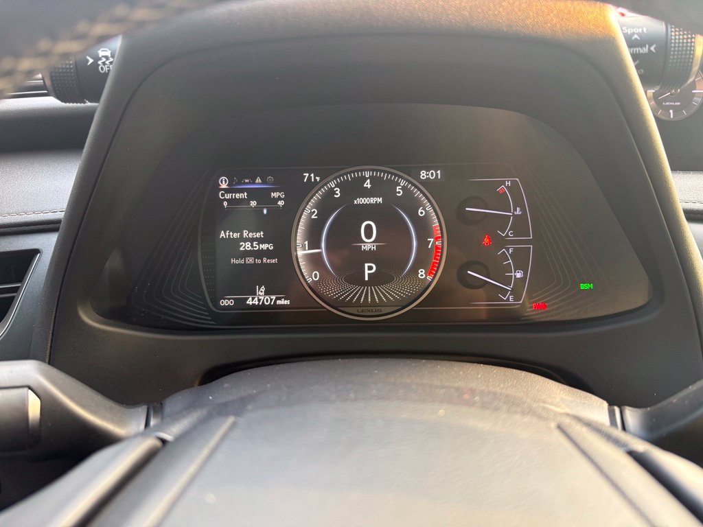 Used 2019 Lexus UX 200 w/ Accessory Package FWD image 18