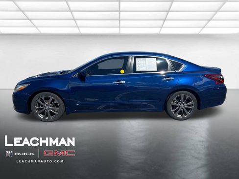 Used 2018 Nissan Altima 2.5 SR w/ SR Special Edition FWD image 7