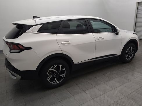 Used 2023 Kia Sportage LX AWD/4WD image 10