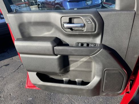 Used 2023 Chevrolet Silverado 1500 Custom image 53