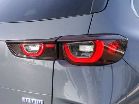 Used 2025 MAZDA CX-50 2.5 Hybrid w/ Preferred Pkg image 5