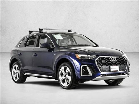 Used 2023 Audi Q5 2.0T Premium Plus w/ Premium Plus Package AWD/4WD image 3