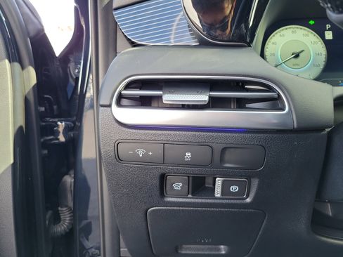 Used 2023 Hyundai Palisade Calligraphy image 20