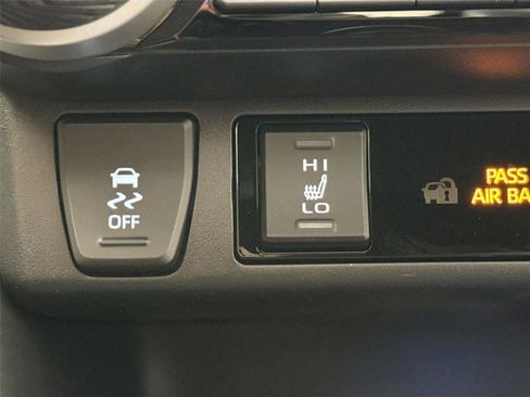 Used 2025 Toyota RAV4 XSE w/ Weather Package AWD/4WD image 8