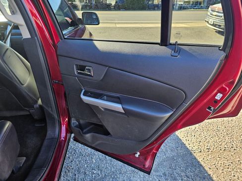 Used 2013 Ford Edge Limited w/ Class II Trailer Tow Pkg image 14